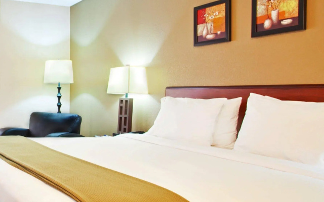 photo 4 of Holiday Inn Rolling Meadows - Schaumburg Area
