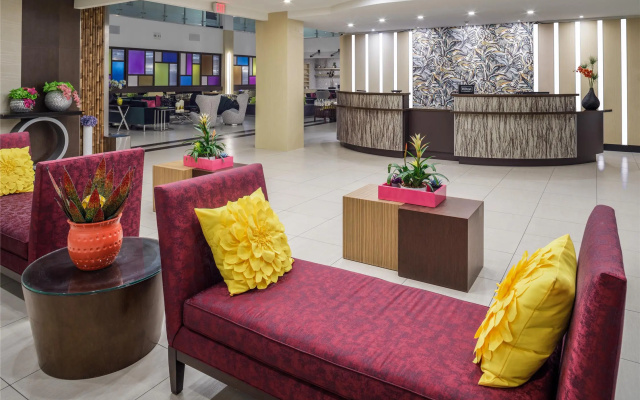 photo 2 of DoubleTree by Hilton Sarasota Bradenton Airport