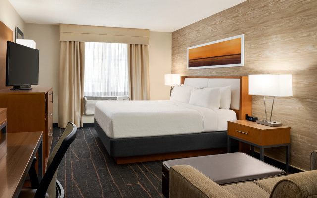 photo 4 of Holiday Inn Saratoga Springs by IHG