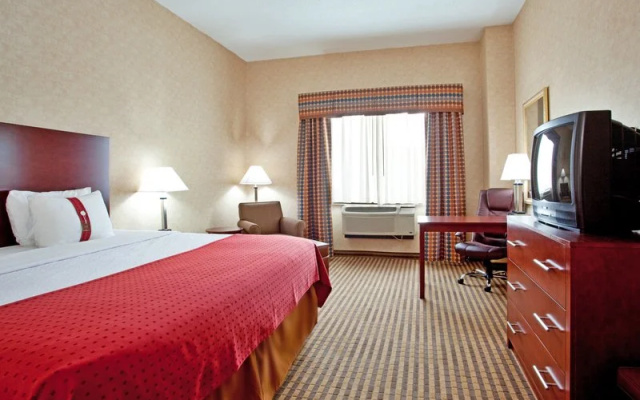 photo 4 of Holiday Inn Lynchburg