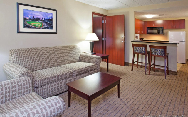 photo 3 of Holiday Inn Select South