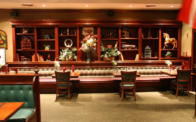photo 2 of Holiday Inn Selma - Swancourt by IHG