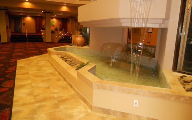 photo 2 of Holiday Inn Springdale/Fayetteville Area by IHG
