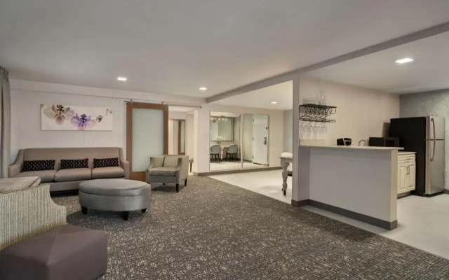 photo 4 of Holiday Inn Springfield