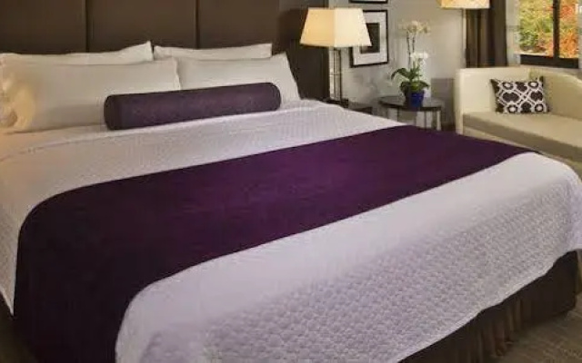 photo 3 of Holiday Inn Suffern