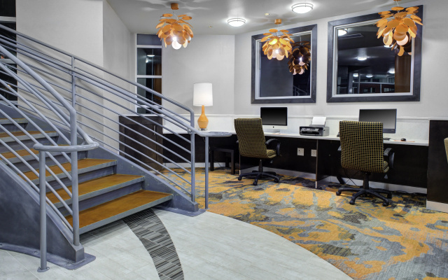 photo 2 of Holiday Inn Windsor Wine Country by IHG