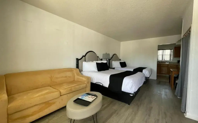 photo 5 of Holiday Isles Resort
