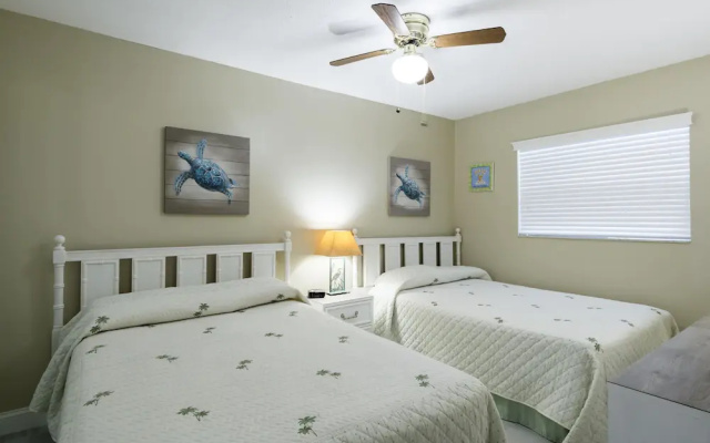photo 2 of Holiday Villas II Indian Shores