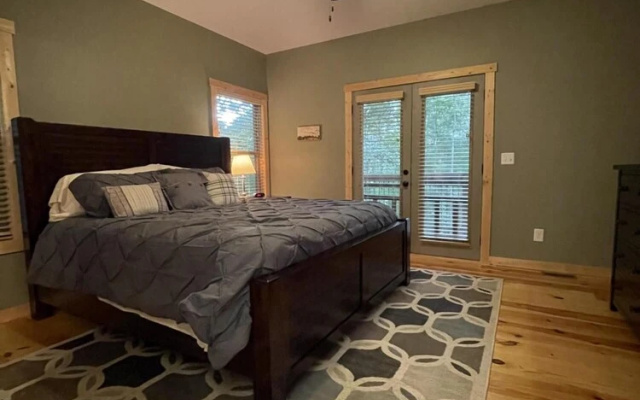 photo 4 of Hollow Tree Hideaway - Coosawattee River Resort