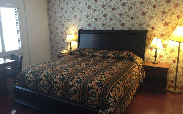 photo 4 of Hollywood 7 Star Motel