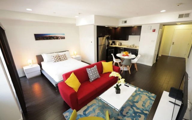 photo 5 of Hollywood Ace Residences