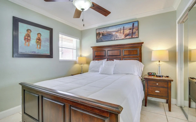 photo 5 of Hollywood Apartment, 5 Mi to Hard Rock Stadium!