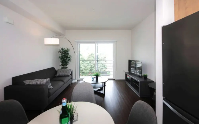photo 3 of Hollywood Apartments by Barsala
