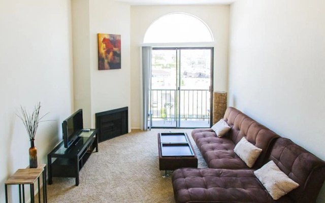 photo 2 of Hollywood Bowl Residence