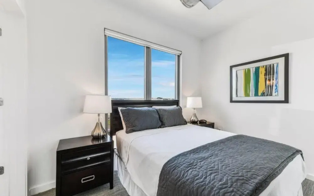 photo 4 of Sunset Boulevard Apartments
