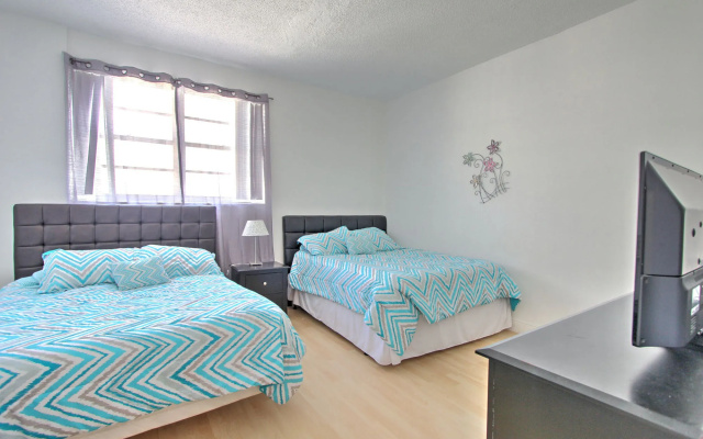 photo 3 of Hollywood Condos