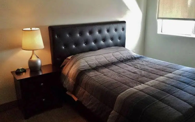 photo 2 of Hollywood Boulevard Extended Stay