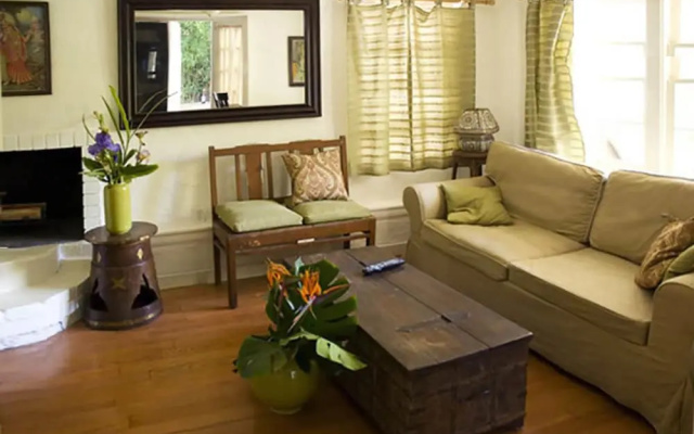 photo 2 of Hollywood Hills Exotic Bohemian Apartment