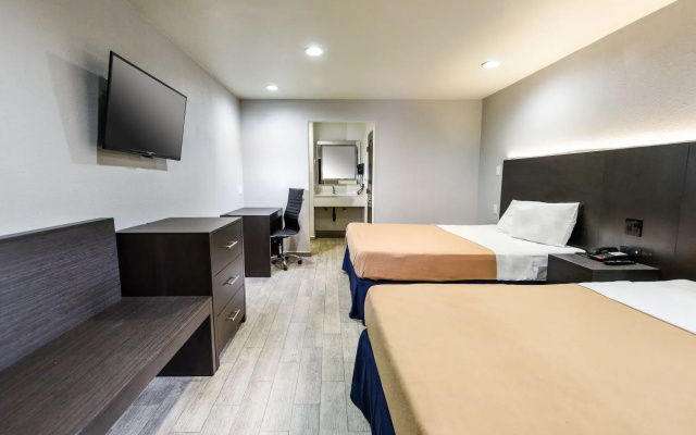 photo 5 of Hollywood Inn Express LAX