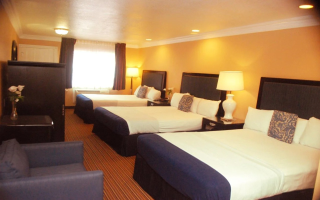 photo 4 of Hollywood Inn Express South