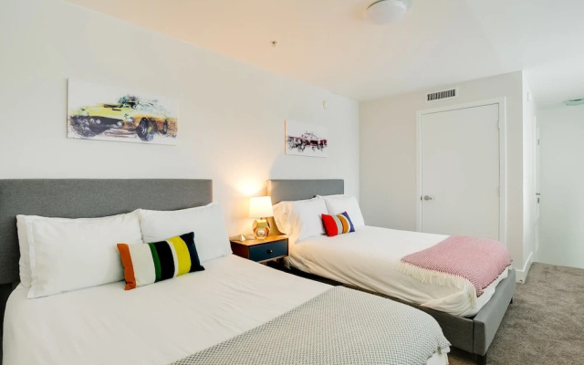 photo 3 of Hollywood Loft