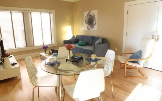 photo 4 of Hollywood Vacation Apartments by Stay City Rentals