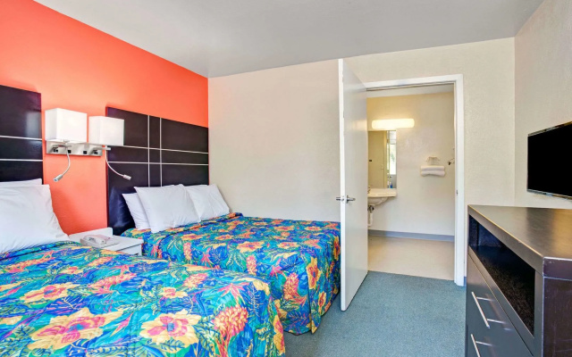 photo 2 of Noble Suites Jacksonville