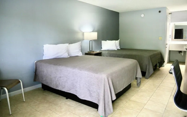 photo 5 of Home Inn & Suites Orlando-Apopka