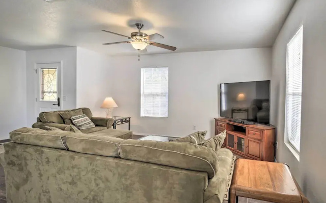 photo 2 of Home w/ Yard: 1 Mi to Indian Rocks Beach & Golf