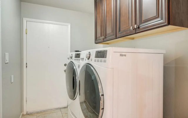 photo 5 of Phoenix Home w/ Pool, Near Golf, Hiking & More!