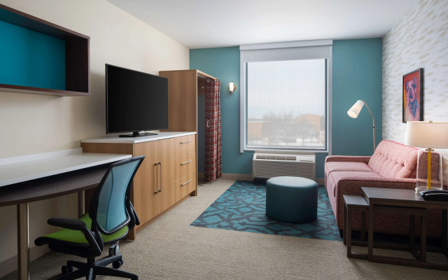 photo 4 of Home2 Suites by Hilton Des Moines at Drake University