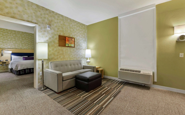 photo 3 of Home2 Suites by Hilton Gulfport I-10