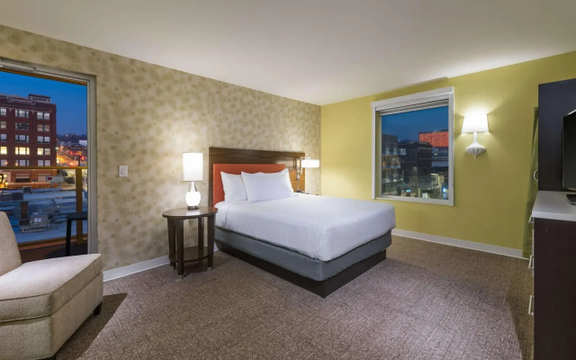 photo 4 of Home2 Suites by Hilton Kansas City Downtown