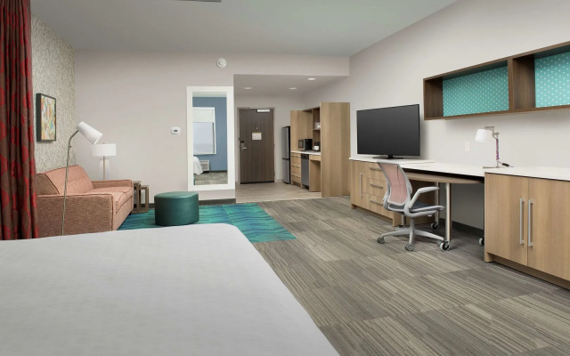 photo 3 of Home2 Suites by Hilton Miami Doral West Airport