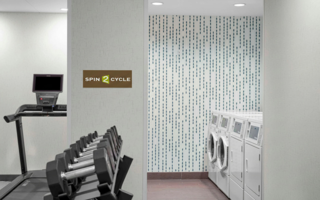 photo 4 of Home2 Suites by Hilton Milwaukee Airport