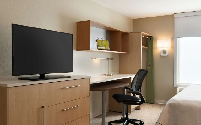 photo 5 of Home2 Suites by Hilton Milwaukee Brookfield