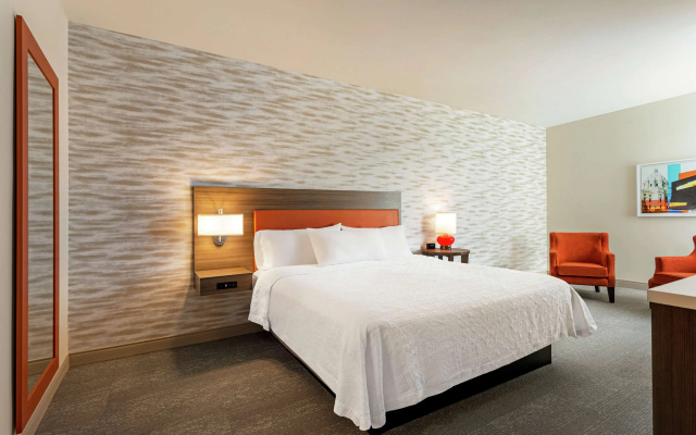 photo 3 of Home2 Suites By Hilton Minneapolis University Area