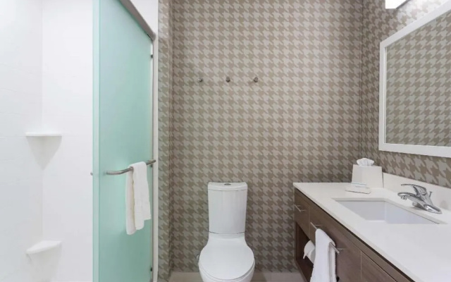 photo 5 of Home2 Suites by Hilton Naples I-75 Pine Ridge Road