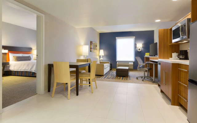 photo 4 of Home2 Suites by Hilton Phoenix Chandler