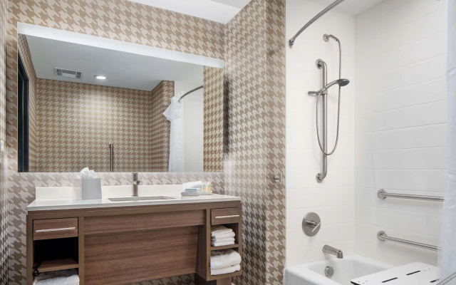 photo 4 of Home2 Suites by Hilton Rowlett Rockwall Marina