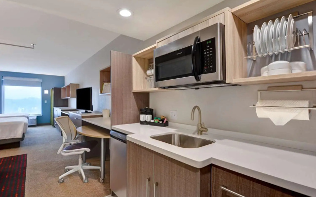 photo 3 of Home2 Suites by Hilton Sarasota I-75 Bee Ridge