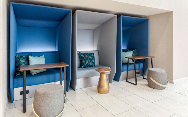 photo 2 of Home2 Suites by Hilton St. Louis Downtown