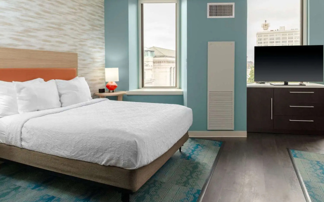 photo 4 of Home2 Suites by Hilton St. Louis Downtown