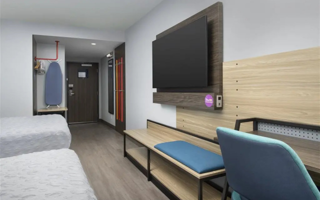 photo 4 of Home2Suites by Hilton Miami Airport S. Blue Lagoon