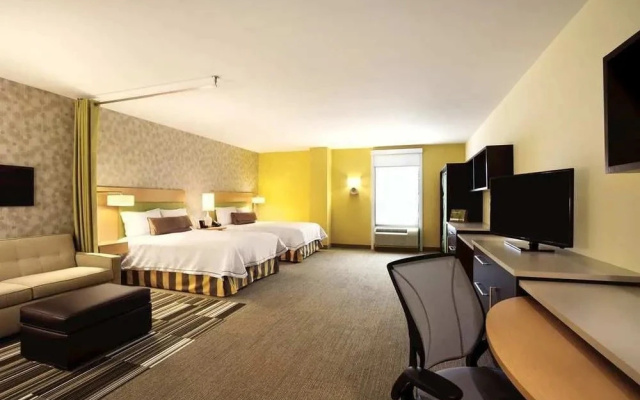 photo 3 of Home2 Suites by Hilton New York Long Island City/ Manhattan View