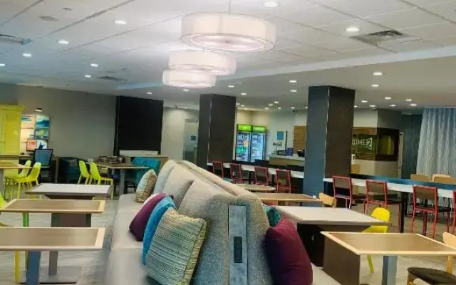 photo 2 of Home2 Suites Wilmington