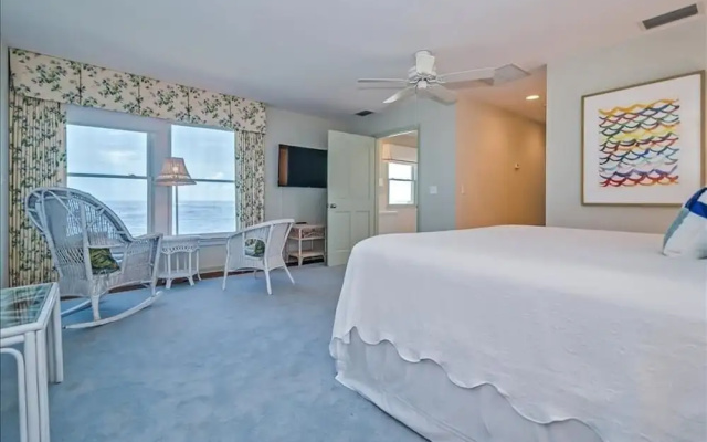 photo 5 of Homes 280 Harbor Drive 4 Bedrooms 4 Bathrooms Home