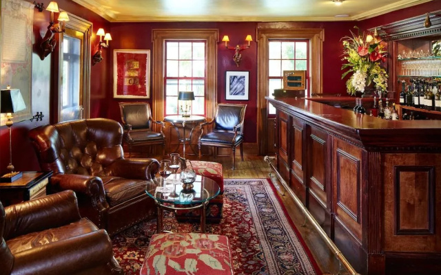 photo 2 of Homestead Inn - Thomas Henkelmann