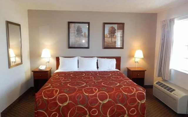 photo 4 of InTown Suites Extended Stay Kannapolis NC