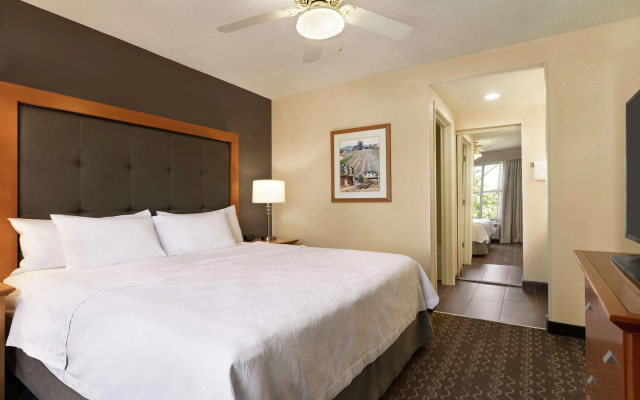 photo 4 of Homewood Suites by Hilton Allentown-Bethlehem Airport